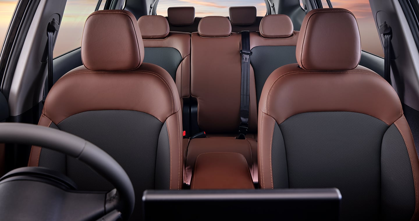 VF MPV7 Interior