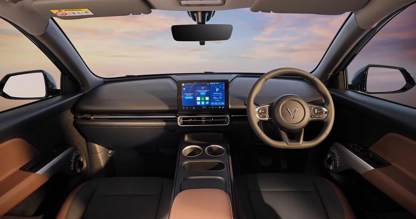 VF MPV7 Interior